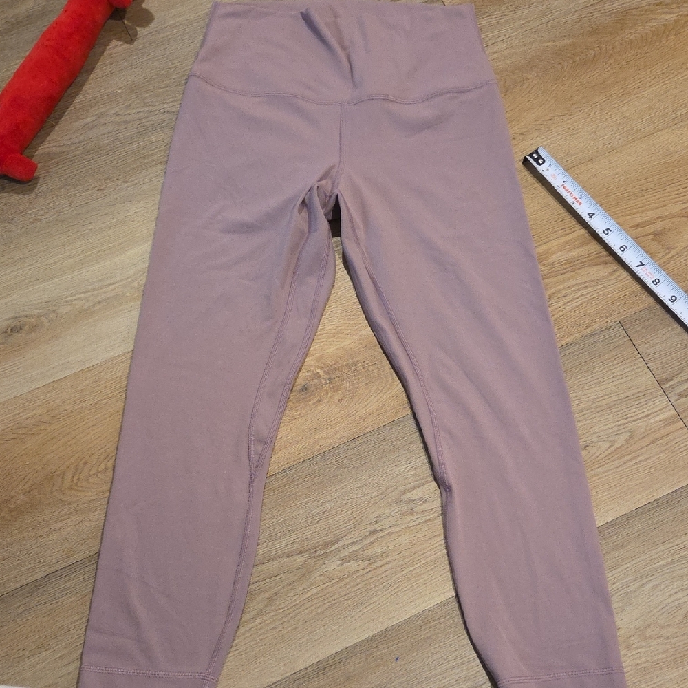 Lululemon NWOT High-Waisted Mauve Leggings